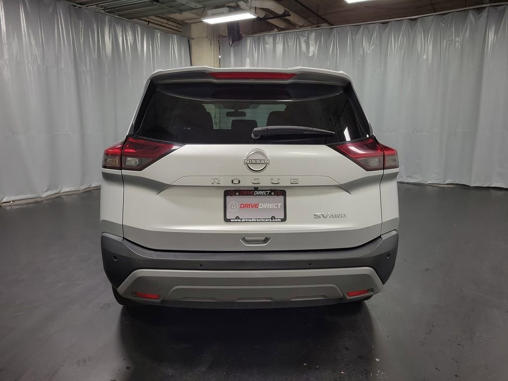 Used 2023 Nissan Rogue SV image 7