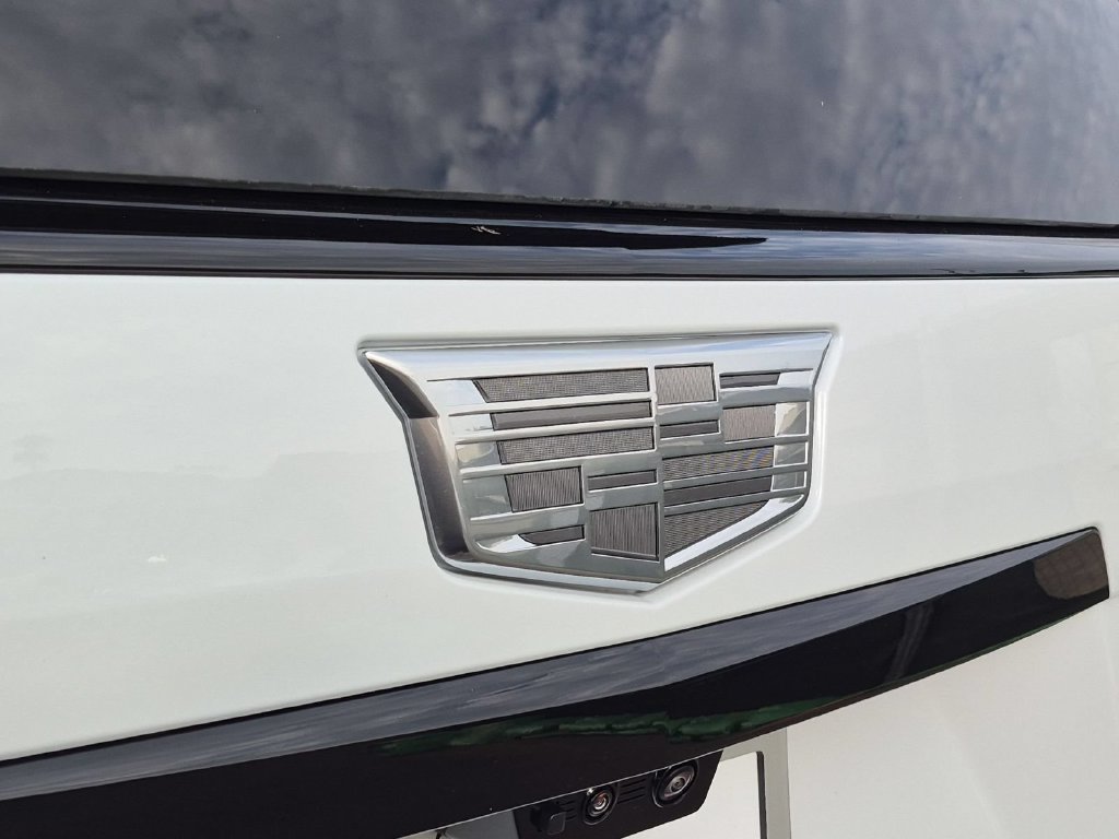 Certified 2026 Cadillac Escalade Platinum Sport w/ LPO, ONYX Package AWD/4WD image 31