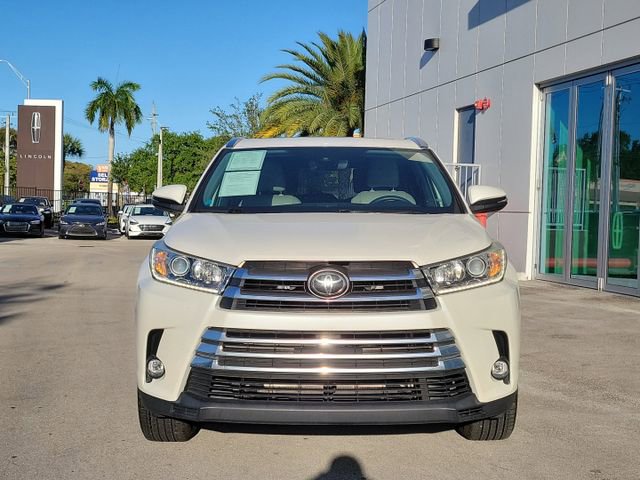 Used 2019 Toyota Highlander Limited image 2