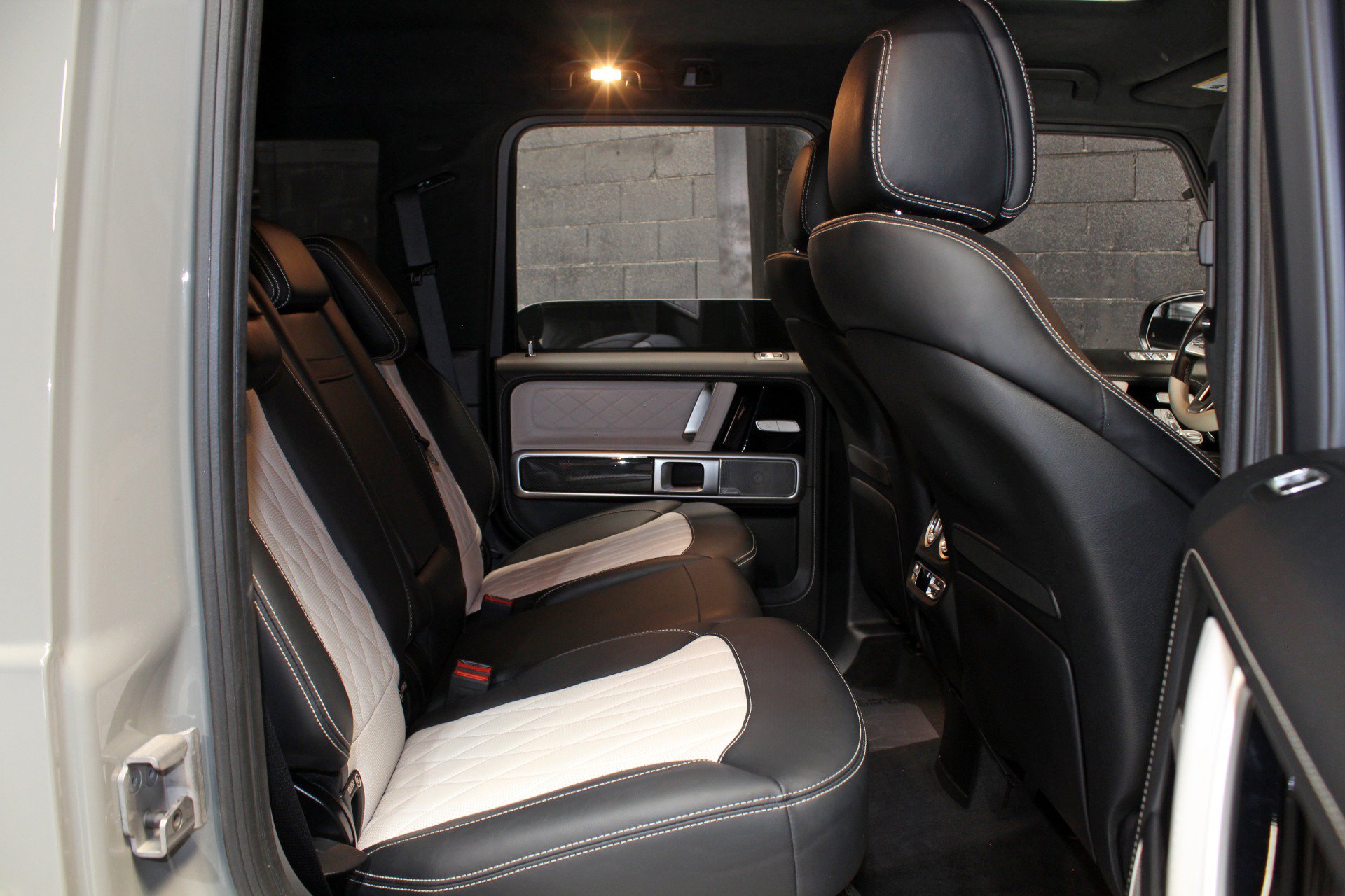 Used 2021 Mercedes-Benz G 550 image 46