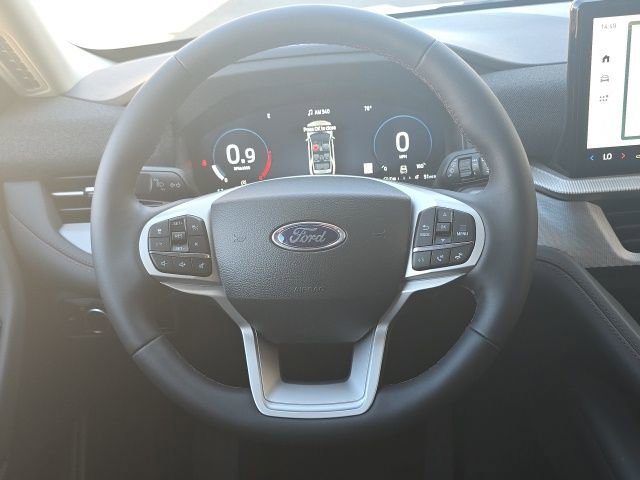 New 2026 Ford Explorer Active image 13