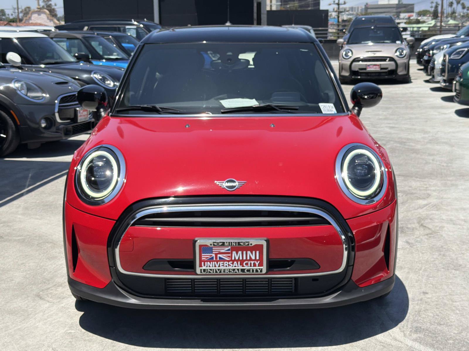 Used 2023 MINI Cooper 4-Door Hardtop FWD image 2