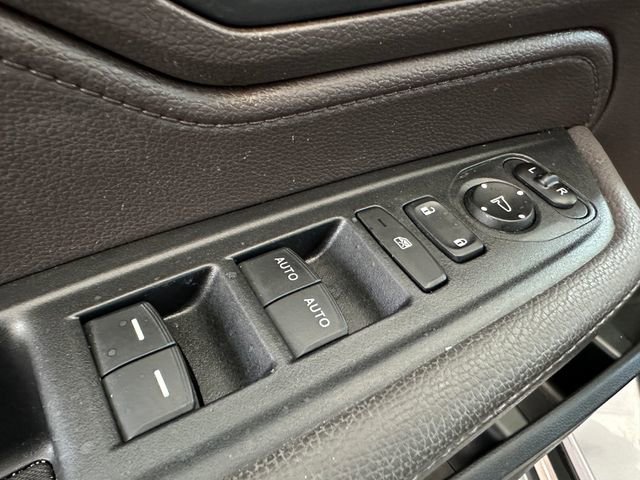 Used 2018 Honda Odyssey LX image 12