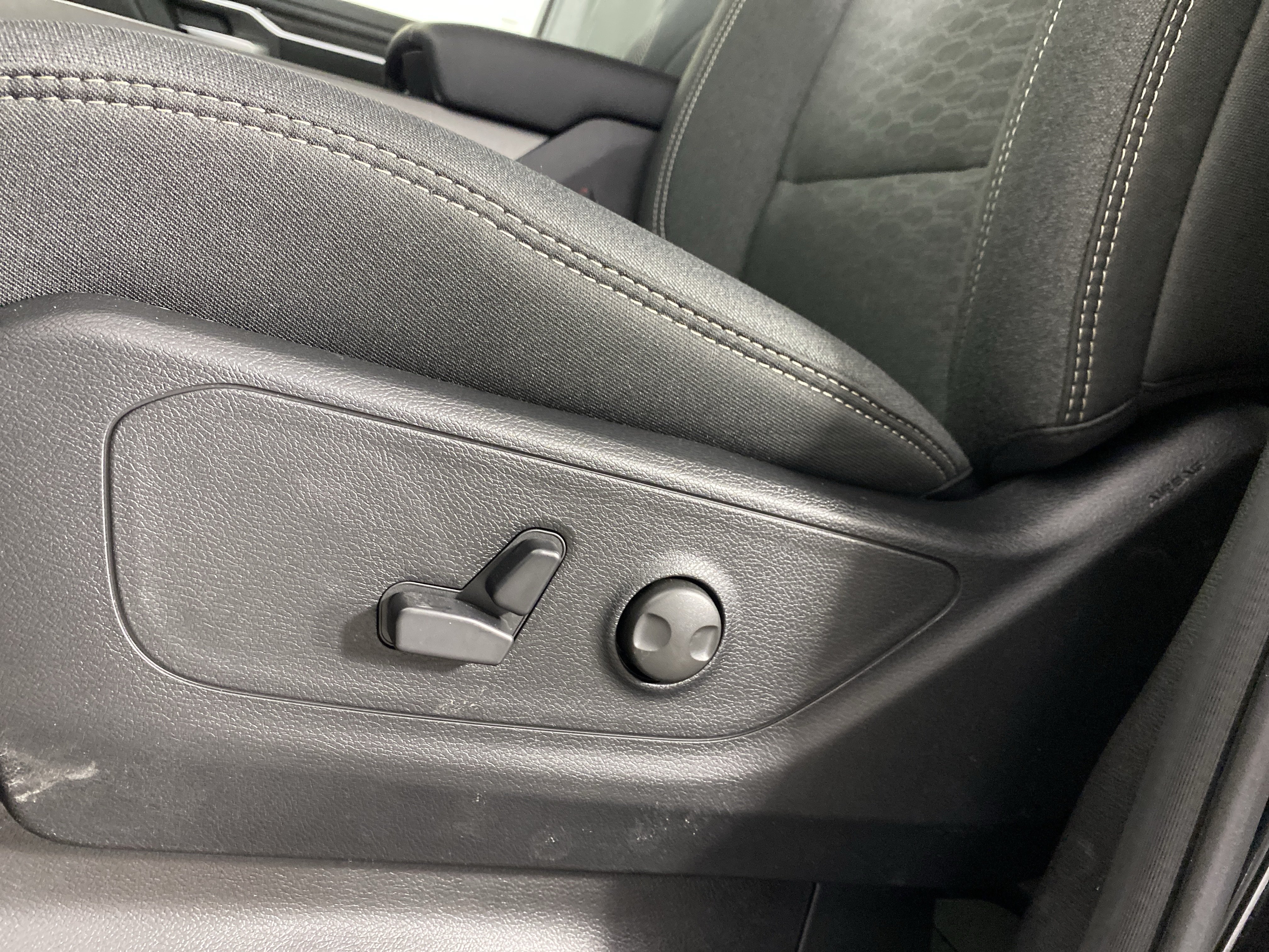 New 2026 RAM 1500 Big Horn AWD/4WD image 15