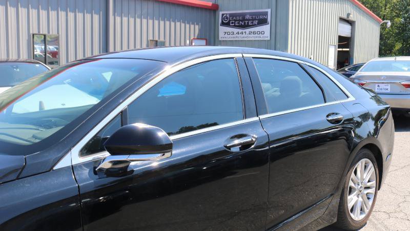 Used 2016 Lincoln MKZ w/ Equipment Group 300A Reserve FWD image 4