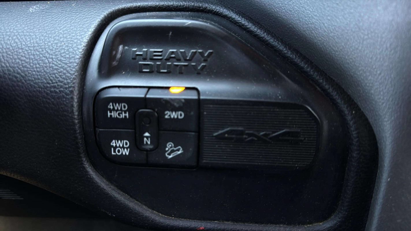 Used 2024 RAM 2500 Big Horn w/ Off Road Package AWD/4WD image 10