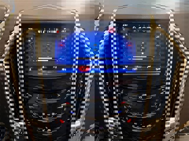 Used 2015 Cadillac SRX Performance w/ Driver Awareness Package image 28