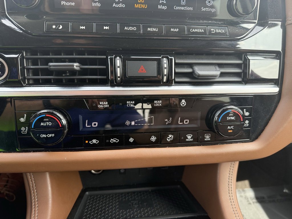 Used 2022 Nissan Pathfinder Platinum w/ Cargo Package image 12