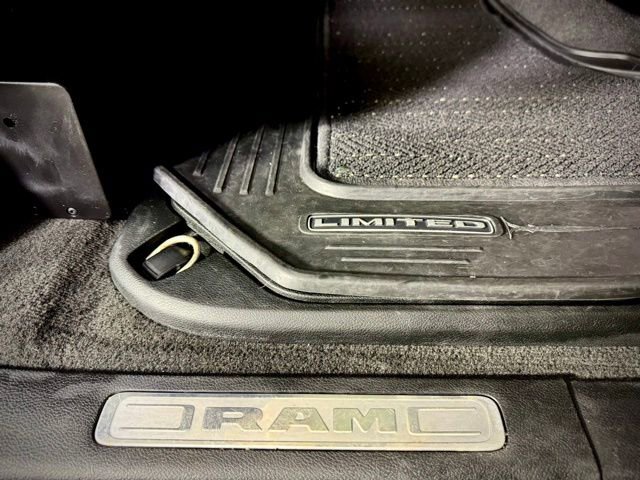 Used 2020 RAM 1500 Limited image 33