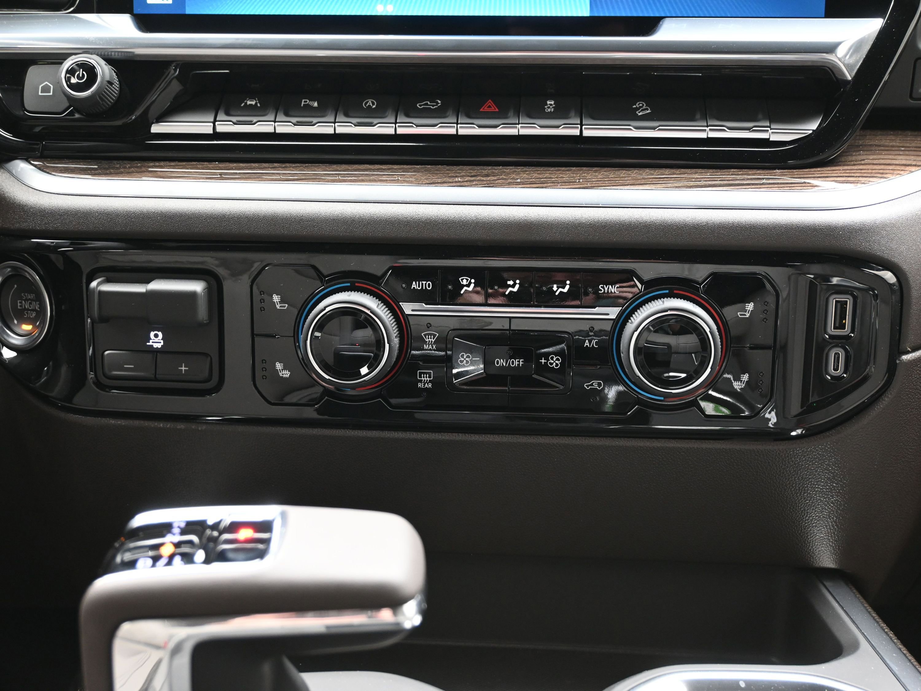 Used 2026 Chevrolet Silverado 1500 LT Trail Boss w/ Safety Package image 38