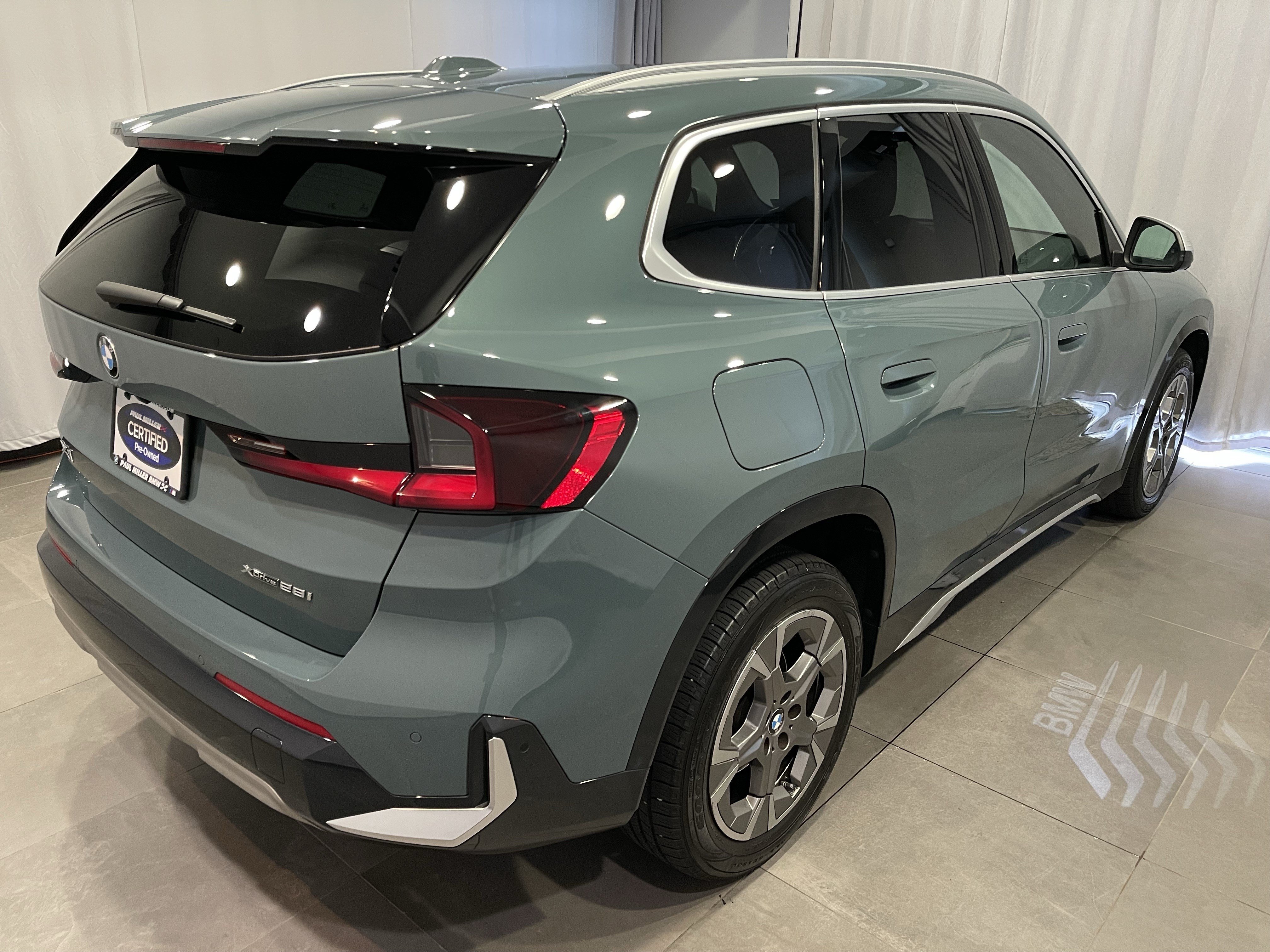 Certified 2023 BMW X1 xDrive28i w/ Premium Package AWD/4WD image 6