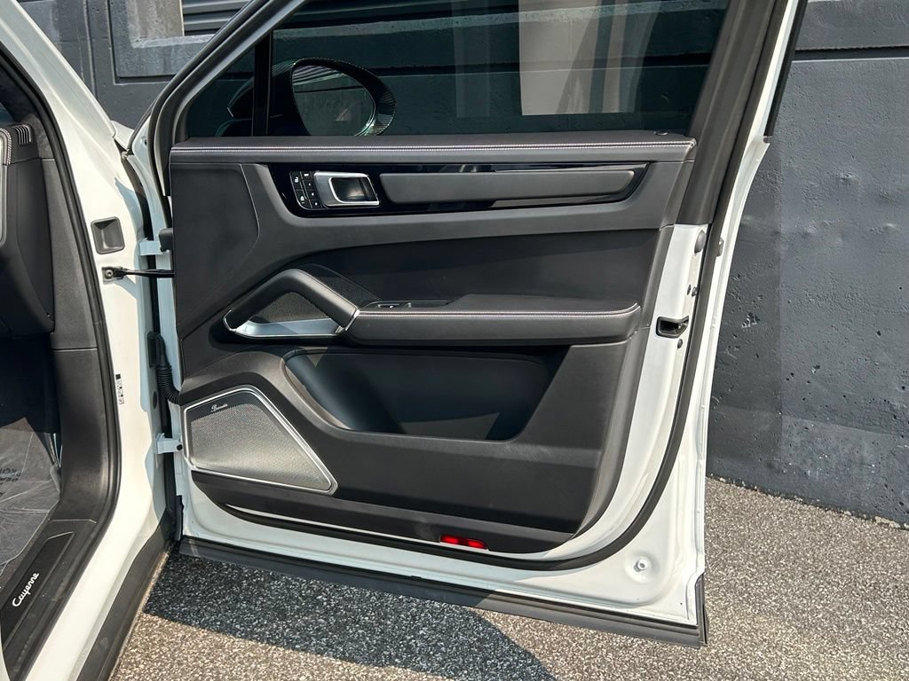 Certified 2023 Porsche Cayenne Turbo GT AWD/4WD image 29