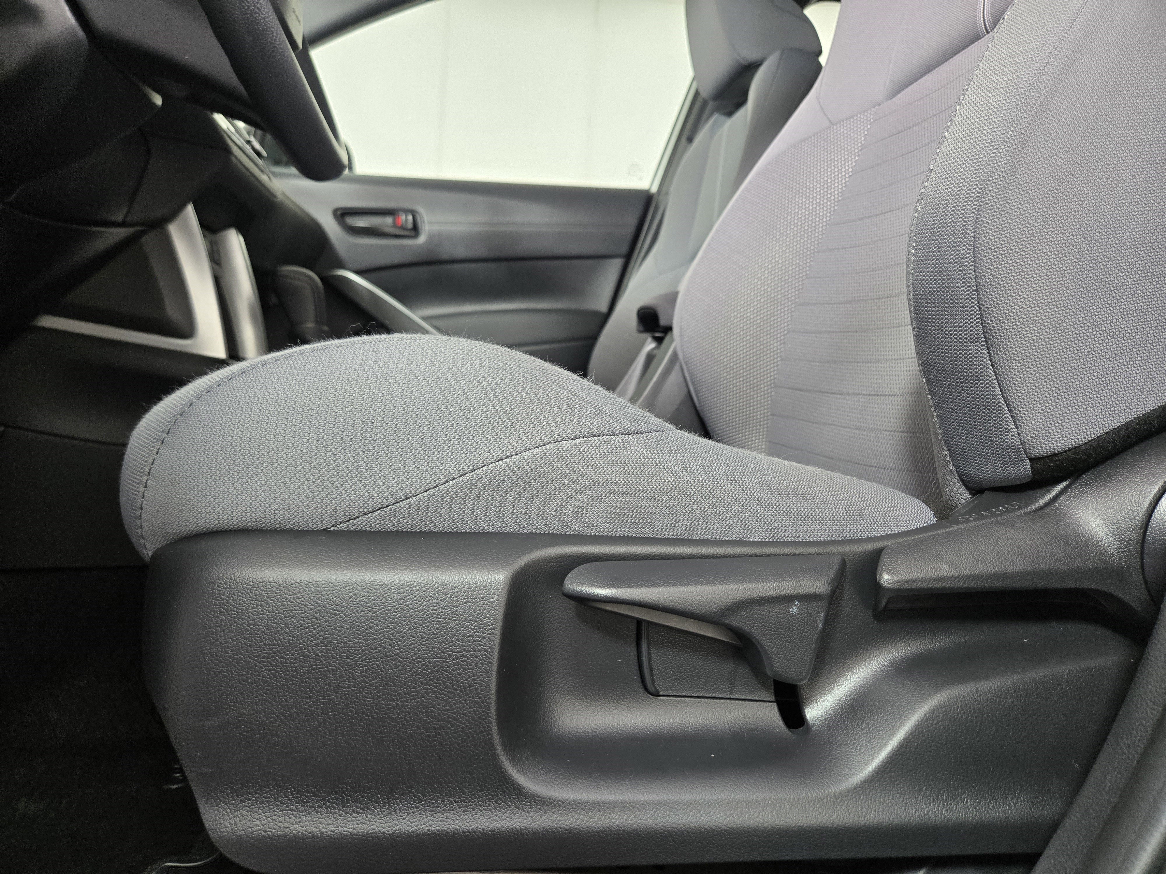 Used 2024 Toyota Corolla Cross S image 28