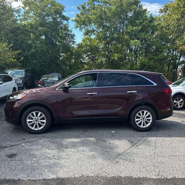 Used 2019 Kia Sorento FWD V6 image 14