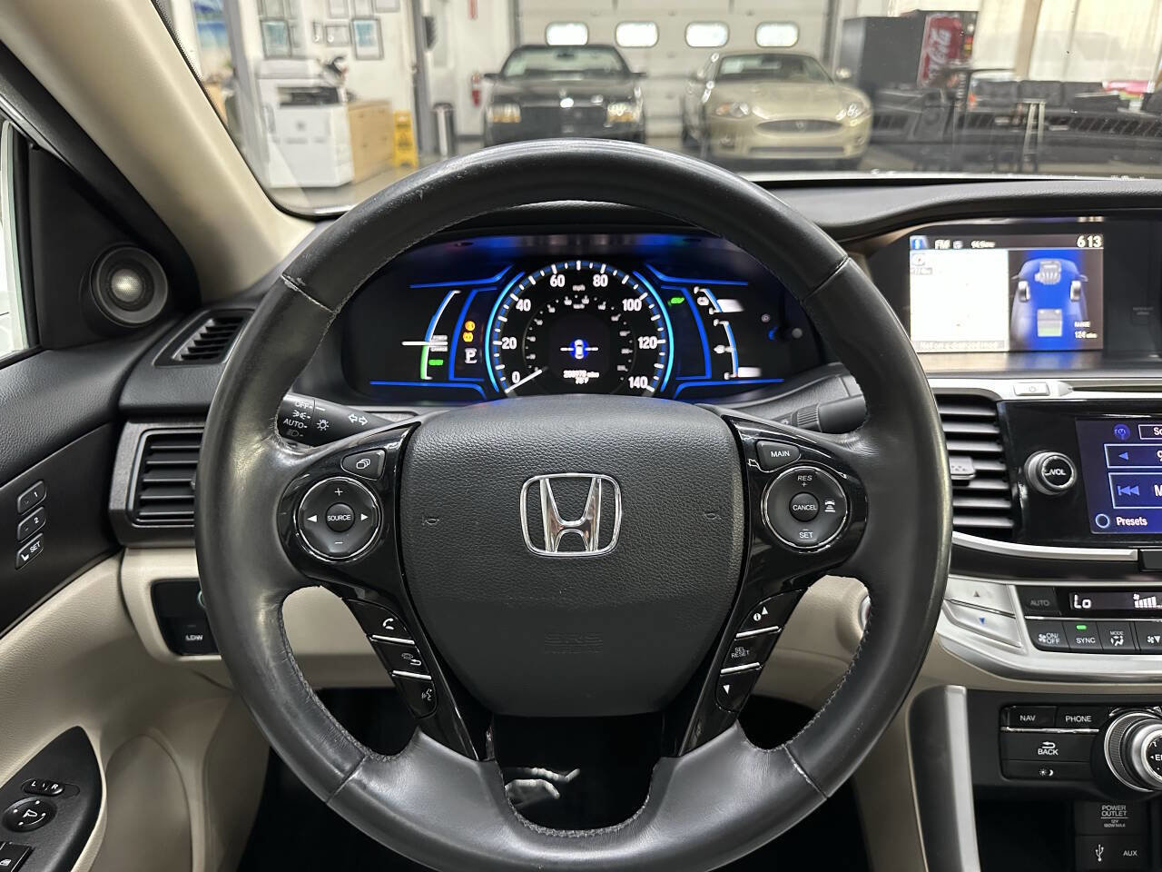 Used 2014 Honda Accord Touring image 20