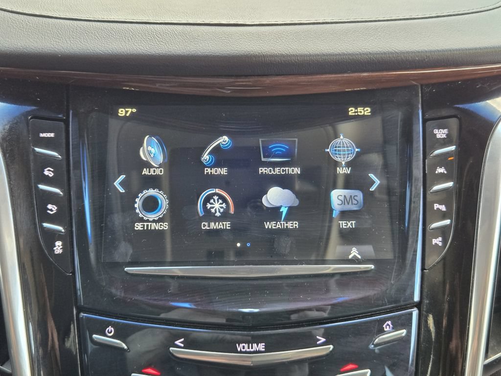 Used 2017 Cadillac Escalade Luxury RWD image 13