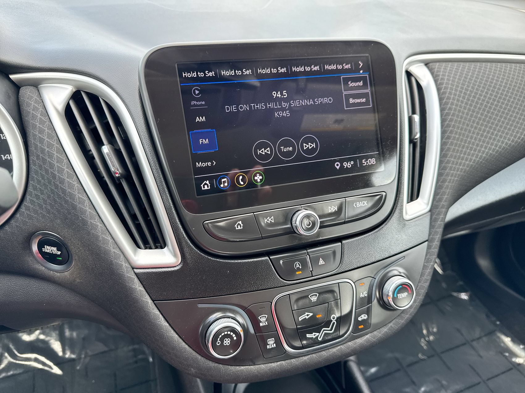 Used 2023 Chevrolet Malibu RS FWD image 16