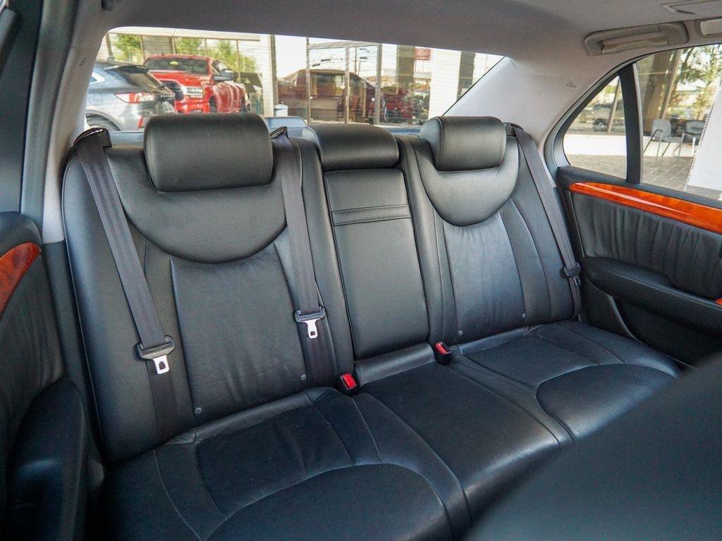 Used 2006 Lexus LS 430 w/ Modern Luxury Pkg RWD image 32