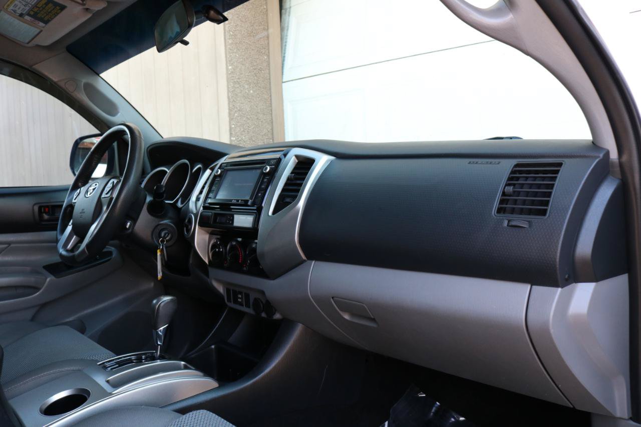 Used 2014 Toyota Tacoma 4x4 Double Cab w/ TRD Sport Package image 43