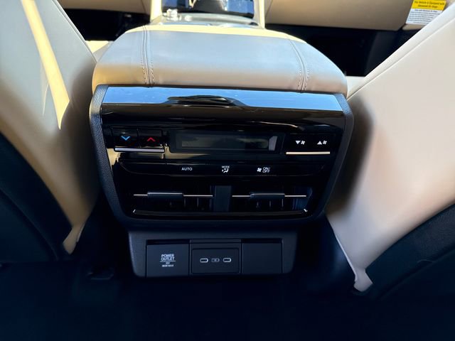 Used 2026 Acura MDX w/ Technology Package image 13
