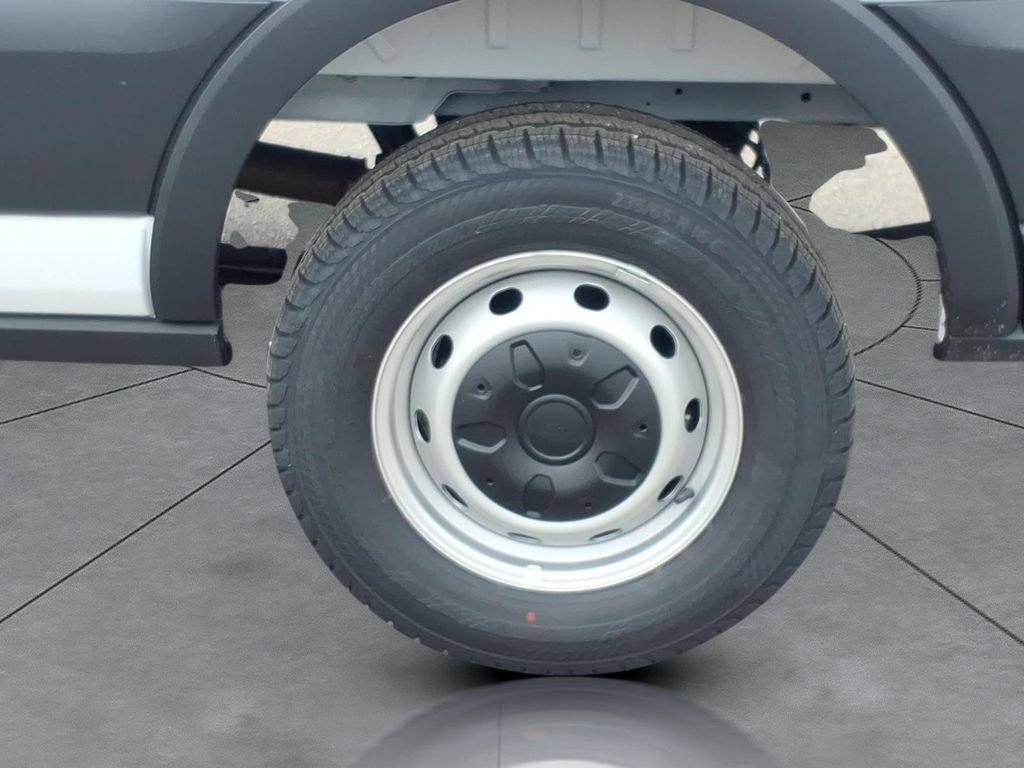 New 2026 Ford Transit 250 148 Medium Roof RWD image 11