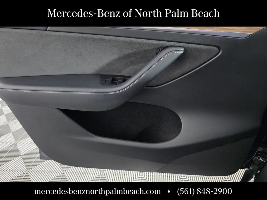 Used 2023 Tesla Model Y 2WD image 25