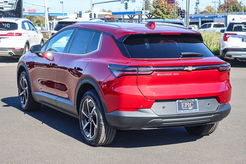 New 2026 Chevrolet Equinox EV LT image 2