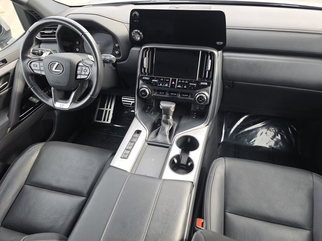 Certified 2022 Lexus LX 600 F Sport image 24