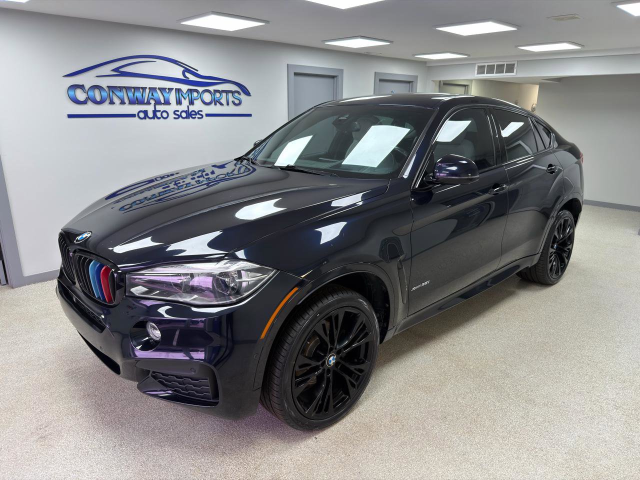 Used 2018 BMW X6 w/ Sports Activity Package image 2