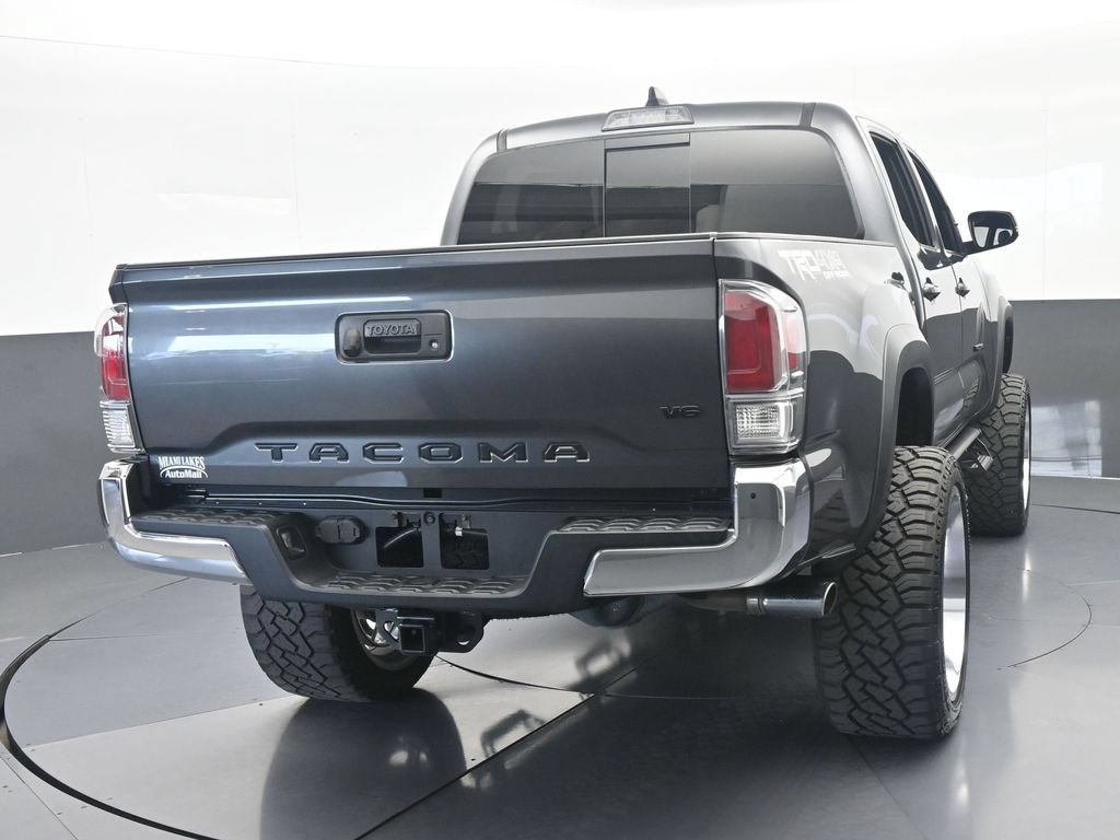 Used 2022 Toyota Tacoma TRD Off-Road AWD/4WD image 5