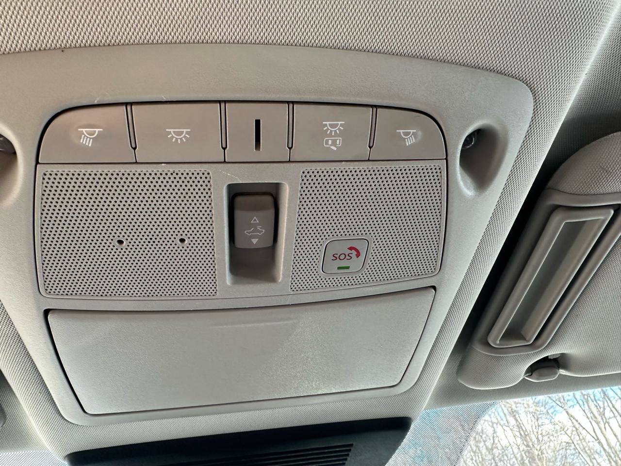 Used 2022 Nissan Armada SL image 22