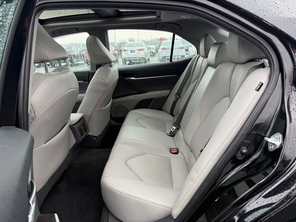 Used 2021 Toyota Camry XLE w/ Navigation Package image 10