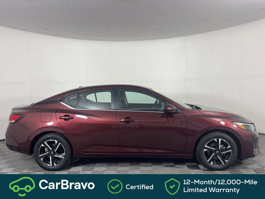 Used 2025 Nissan Sentra SV image 3