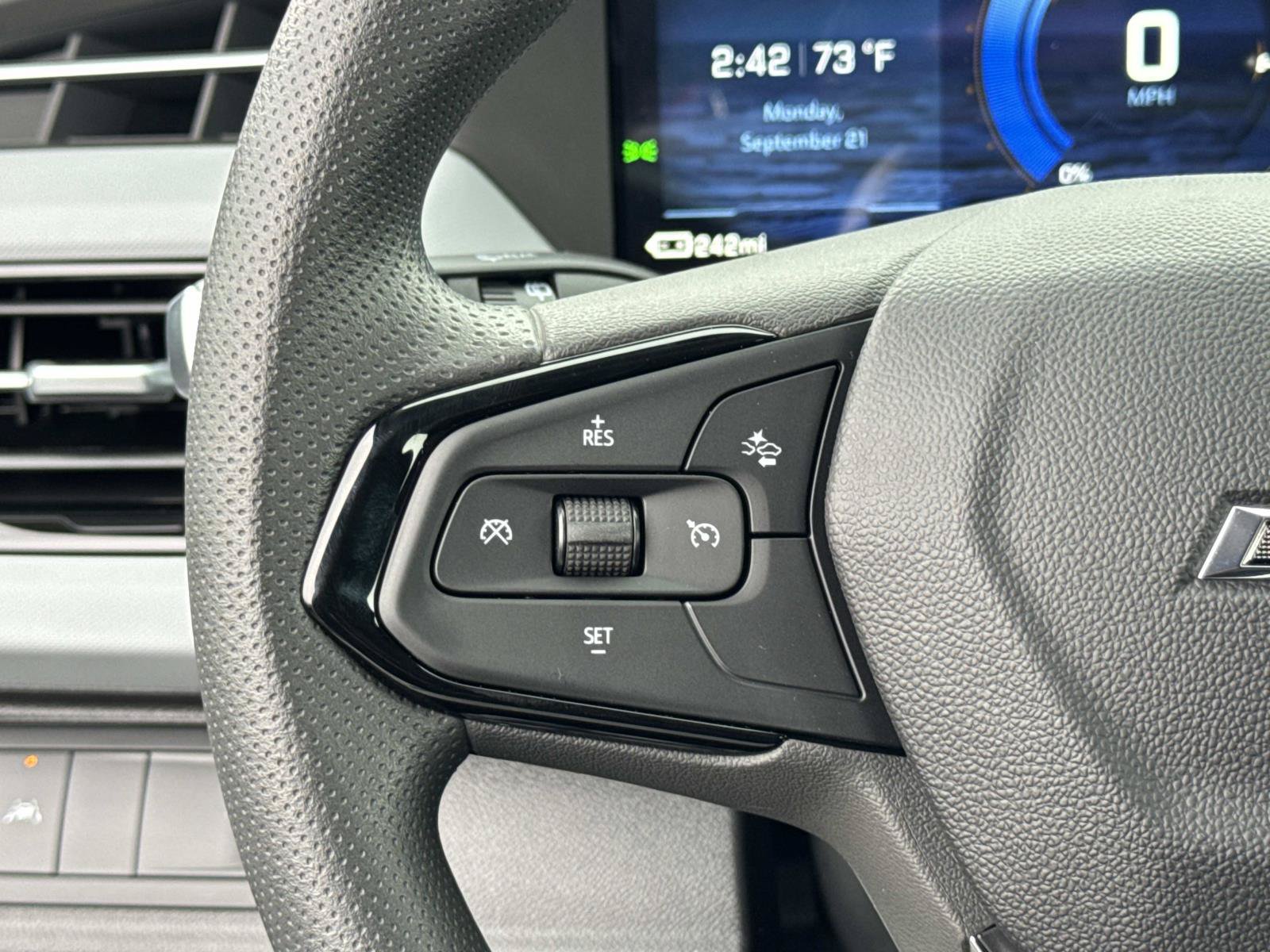 New 2027 Chevrolet Bolt LT FWD image 22