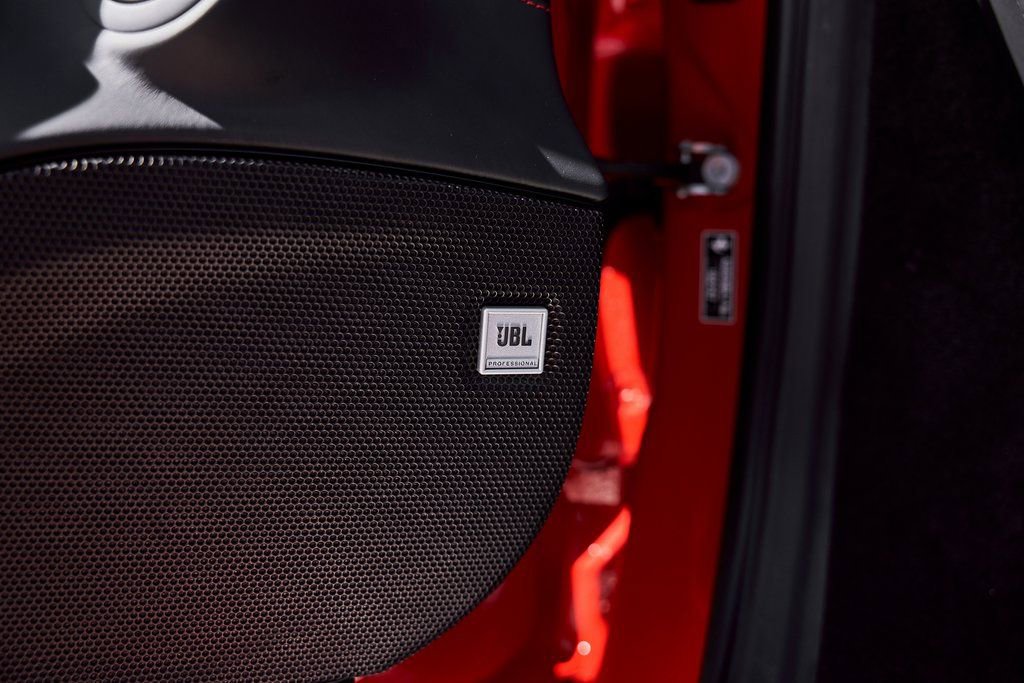 Used 2022 Ferrari F8 Tributo image 42