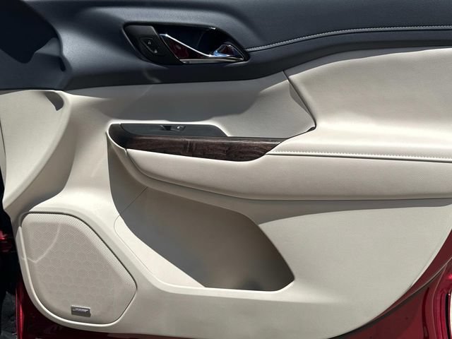 Used 2023 GMC Acadia Denali w/ Denali Technology Package FWD image 19