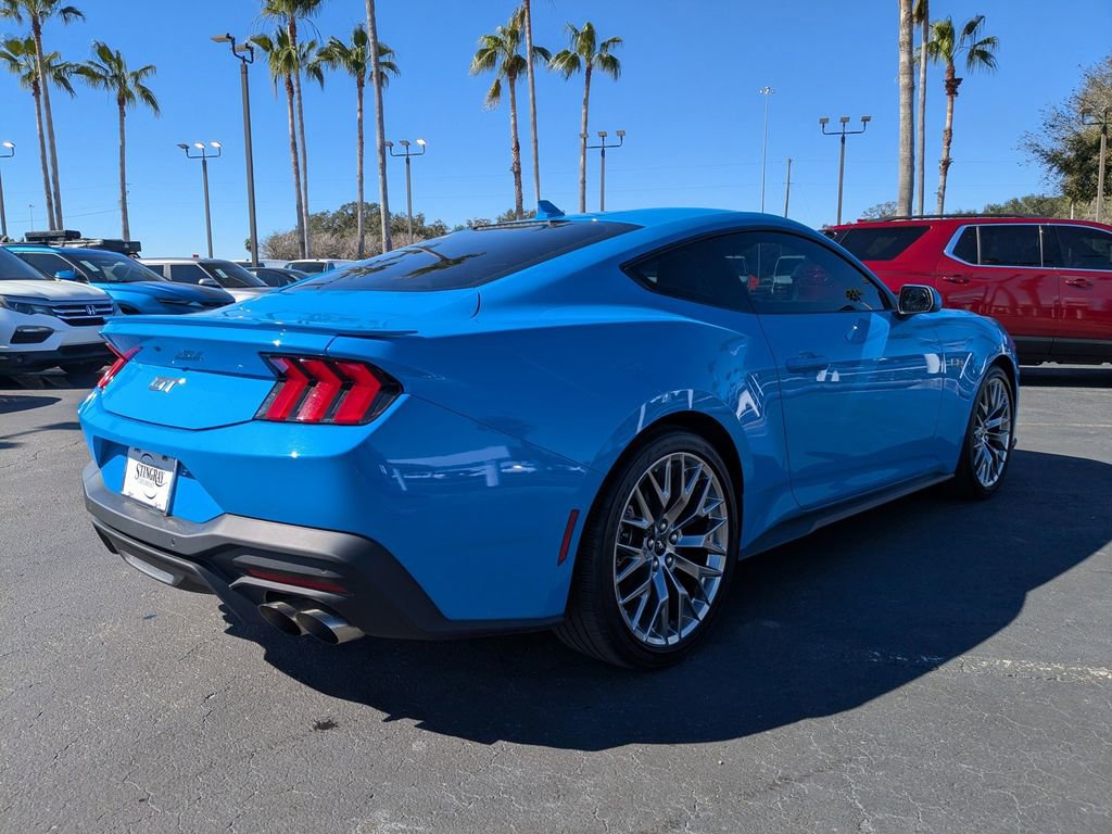 Used 2024 Ford Mustang GT Premium image 4