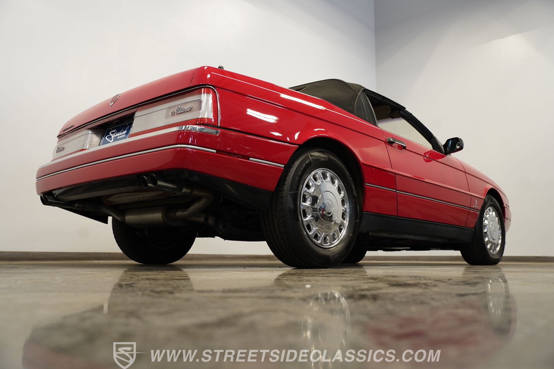 Used 1993 Cadillac Allante FWD image 30