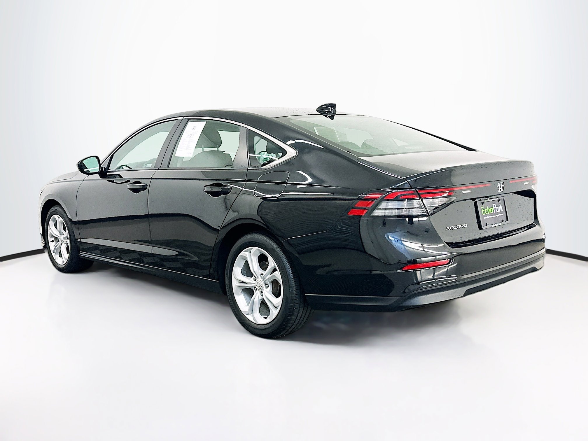 Used 2024 Honda Accord LX image 5