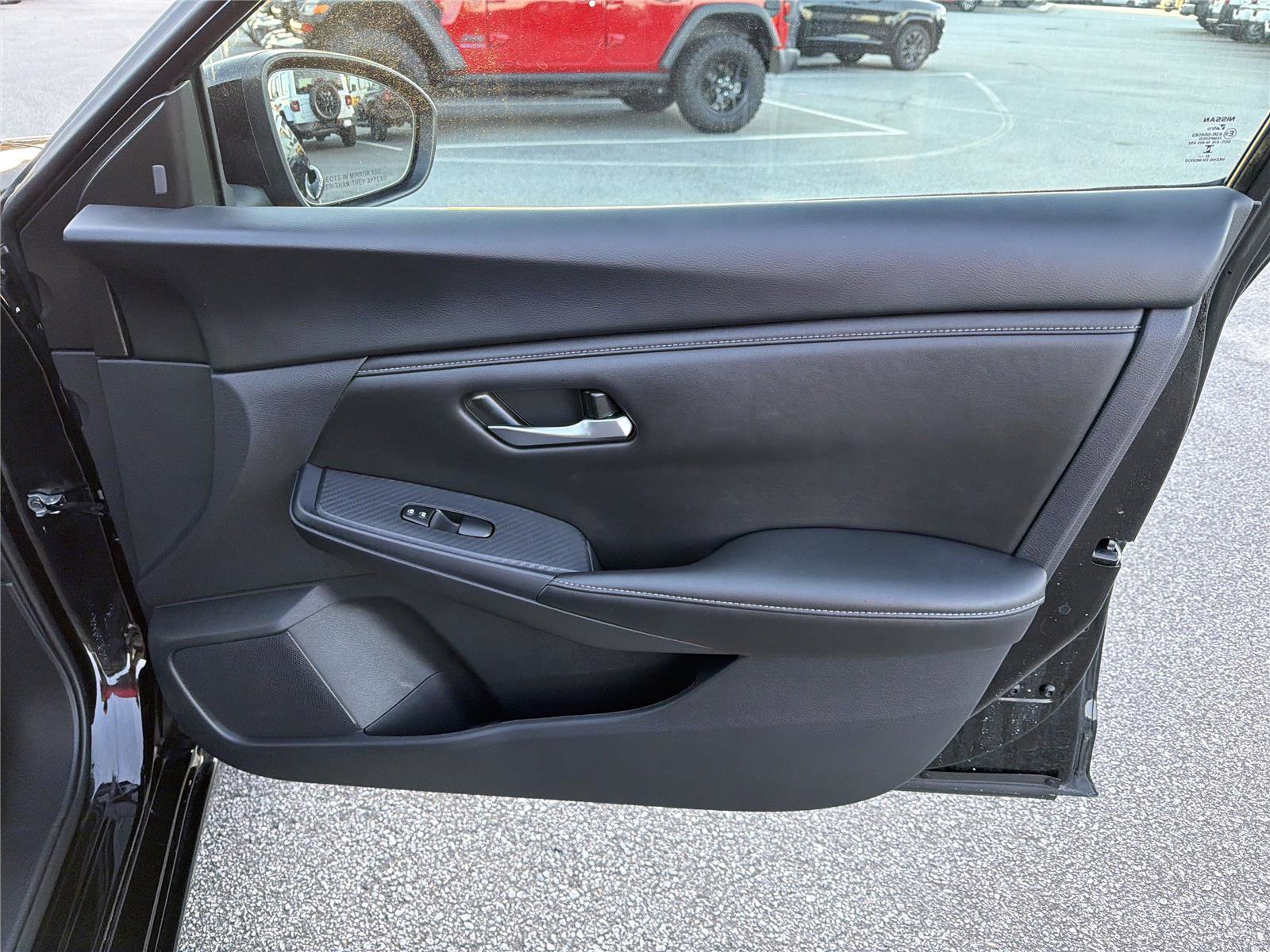 Used 2024 Nissan Sentra SV image 25