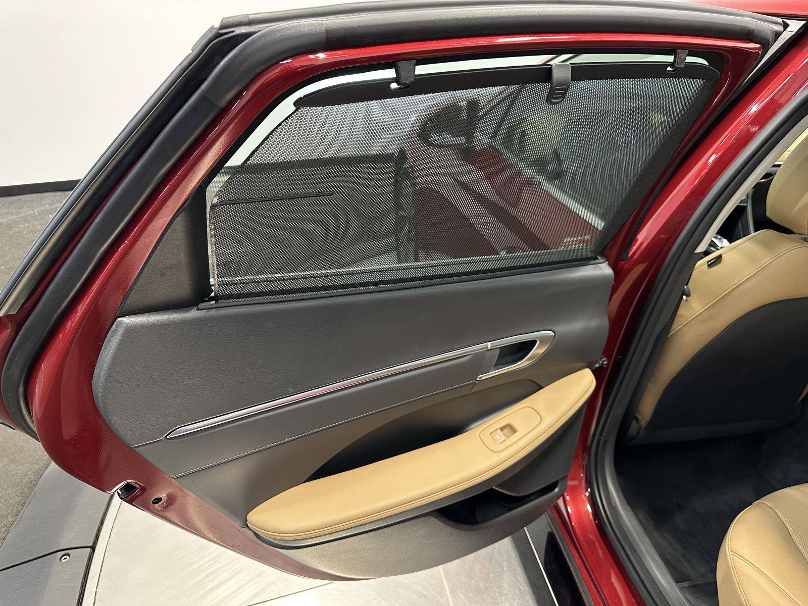 Certified 2023 Hyundai Sonata Limited w/ Cargo Package FWD image 28