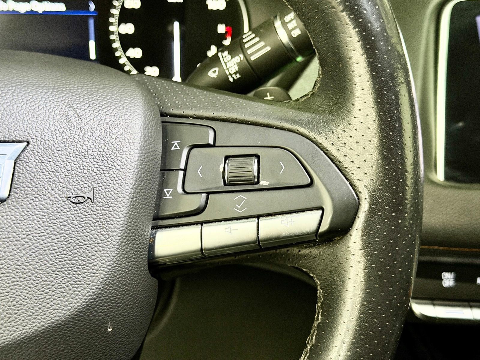 Used 2021 Cadillac XT4 Sport image 28