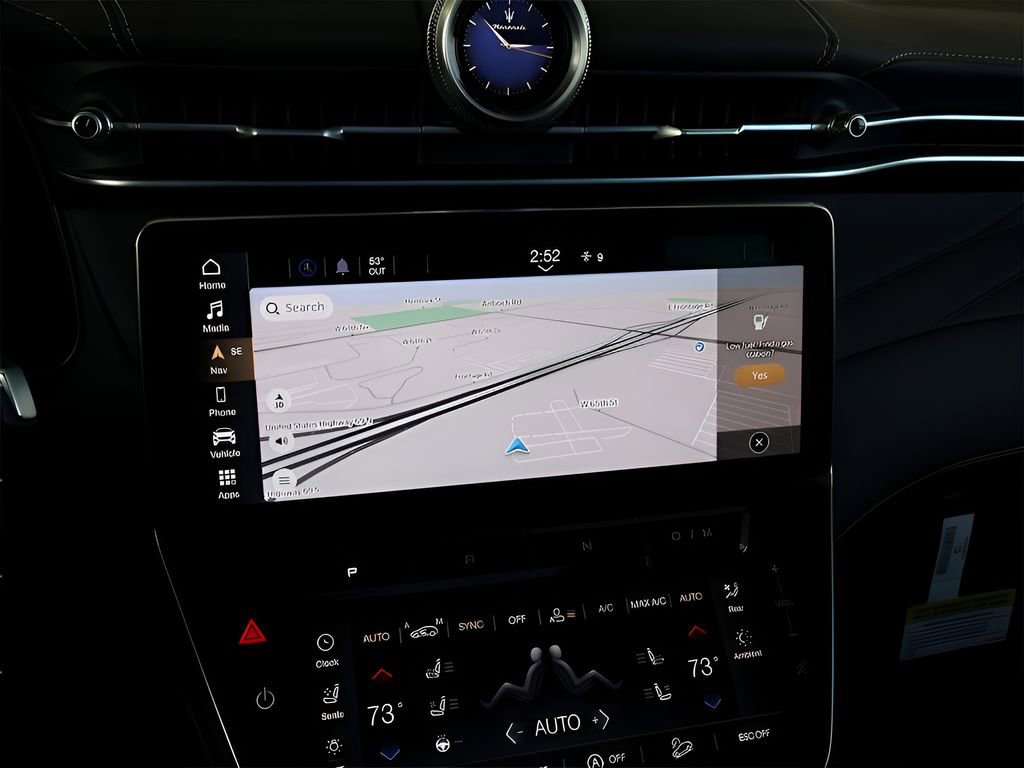 Used 2025 Maserati Grecale Modena image 22