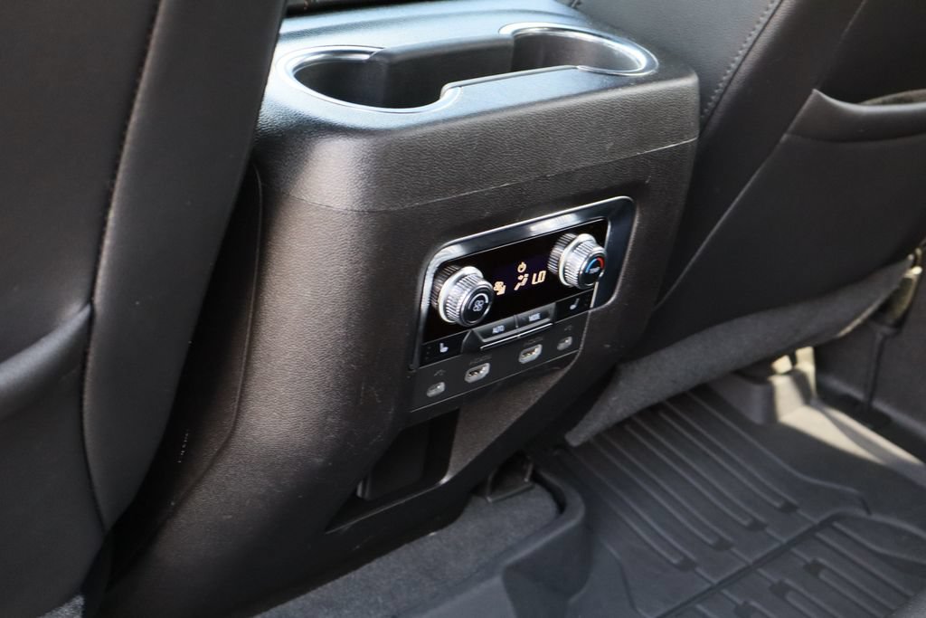 Certified 2021 GMC Yukon AT4 w/ Rear Media and Nav Package AWD/4WD image 28