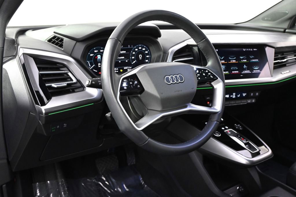 Used 2022 Audi Q4 e-tron Prestige image 11