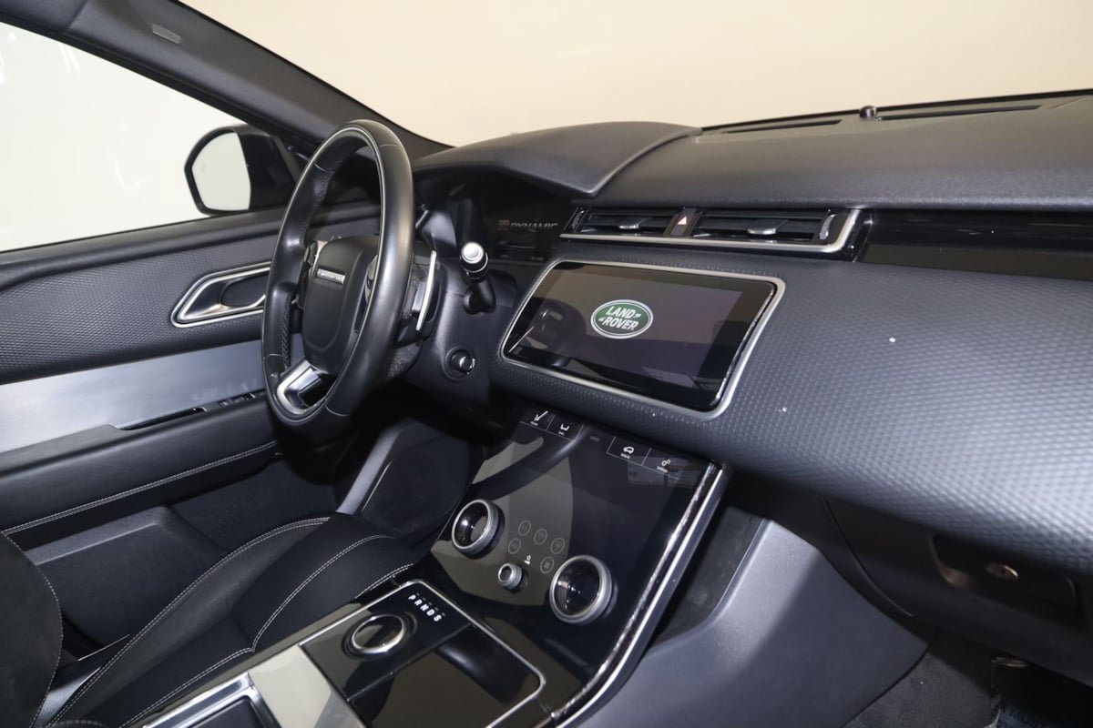 Used 2020 Land Rover Range Rover Velar R-Dynamic S AWD/4WD image 42