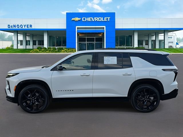 Used 2024 Chevrolet Traverse RS image 8