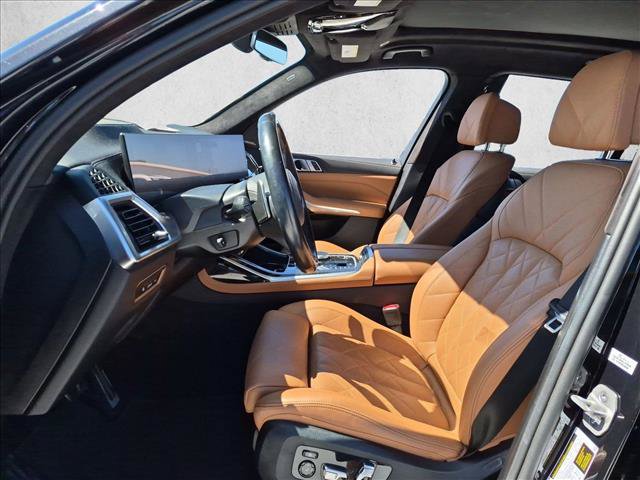 Certified 2025 BMW X7 xDrive40i w/ M Sport Package AWD/4WD image 12