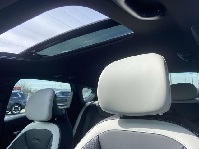 New 2026 Kia K4 EX FWD image 14