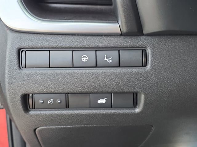 Certified 2022 Nissan Rogue Platinum w/ Head-Up Display Package image 31